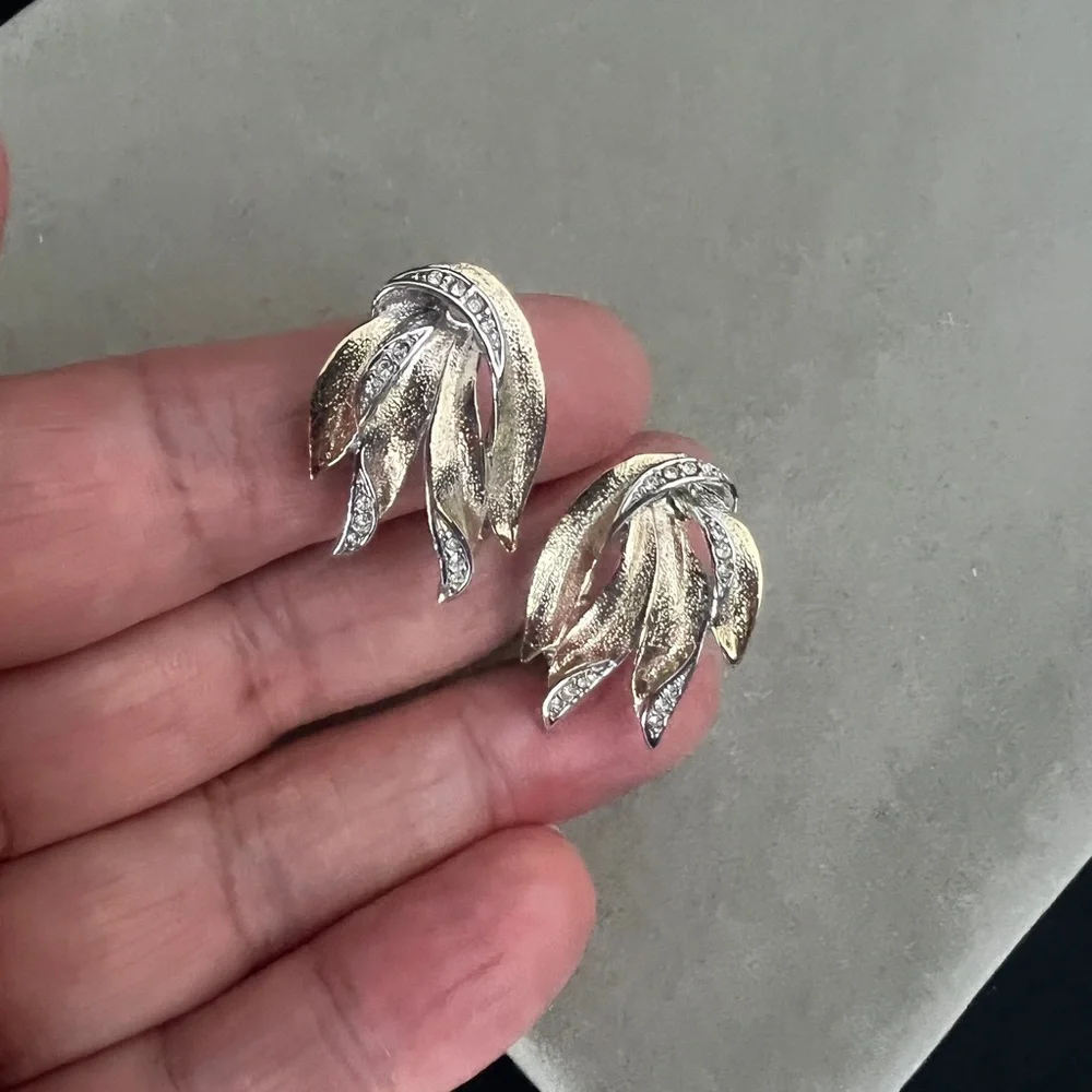 BUTLER Silver and Gold Leaf Clip-On Earrings - Picture 5 of 6
